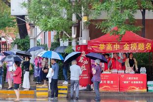 库里生涯至今从未连赢2场圣诞大战 上次战太阳砍个人首个圣诞30+